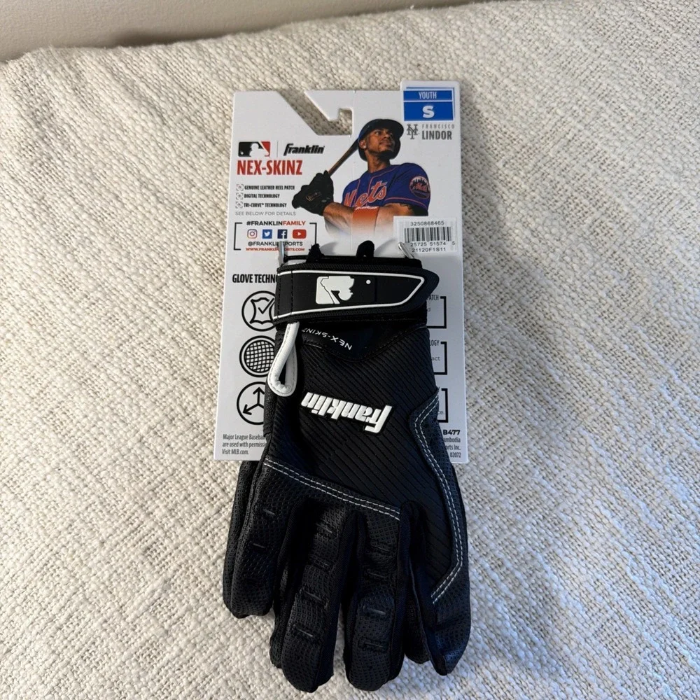 NWT FRANKLIN SPORTS YOUTH NEX-SKINZ BATTING GLOVES SIZE: YOUTH S - BLACK